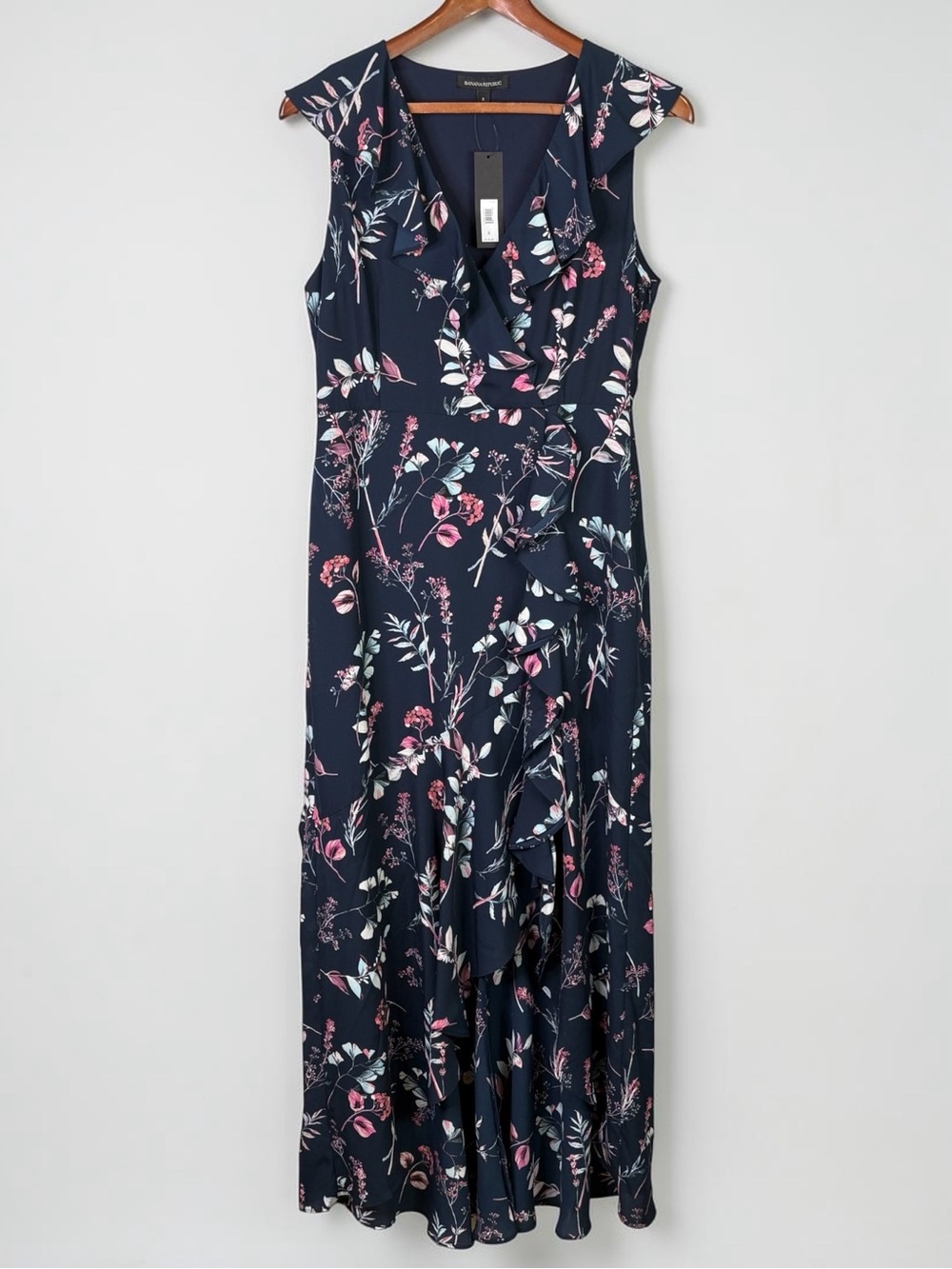 NWT Banana Republic Preppy Navy Floral Faux Wrap Ruffle Maxi Dress Size 8 - Picture 3 of 10